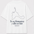 Camiseta FORMENTERA de REVIVAL en blanco, corte oversize, vista trasera